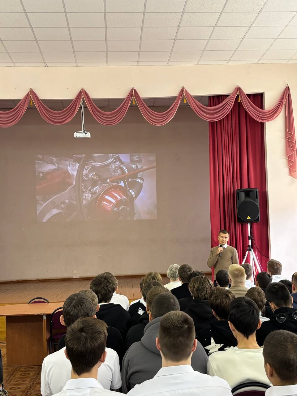 85-летие системы СПО: Творческая встреча «Профессионал» в нашем техникуме!